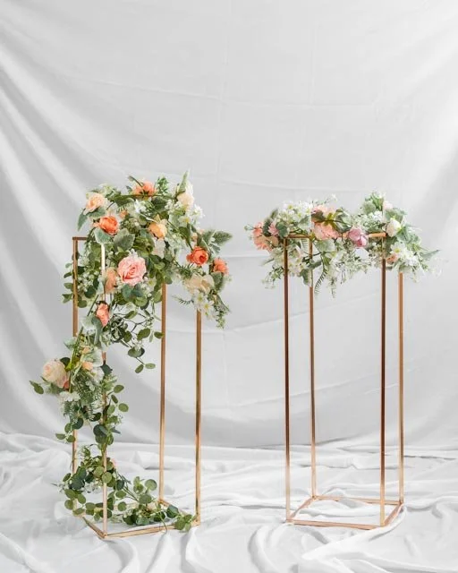 Gold 32' centerpiece